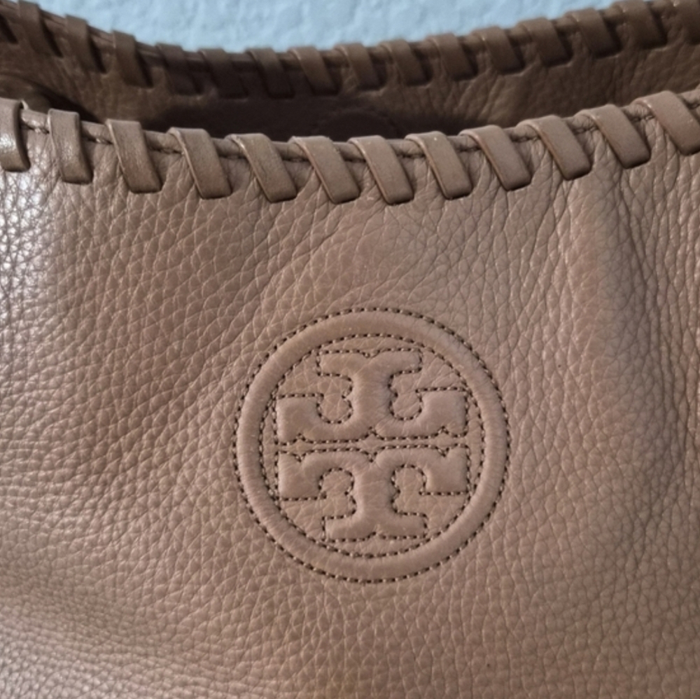 ​Tory Burch Royal Tan Pebbled Leather Marion East-West Tote Bag - Picture 7 of 14